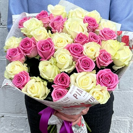Букет "Розалита" из белых и розовых роз - заказать с доставкой в по Шадринску