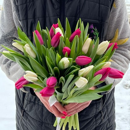 Букет из белых ирозовых тюльпанов - купить с доставкой в по Шадринску