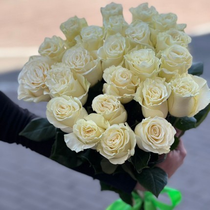 Букет из белых роз - купить с доставкой в по Шадринску